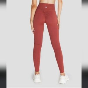 Crop shop boutique Serenity scrunch leggings